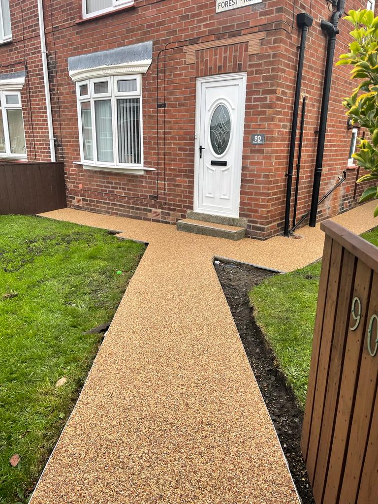 Resin-Pathways-completed-in-Pennywell-Sunderland